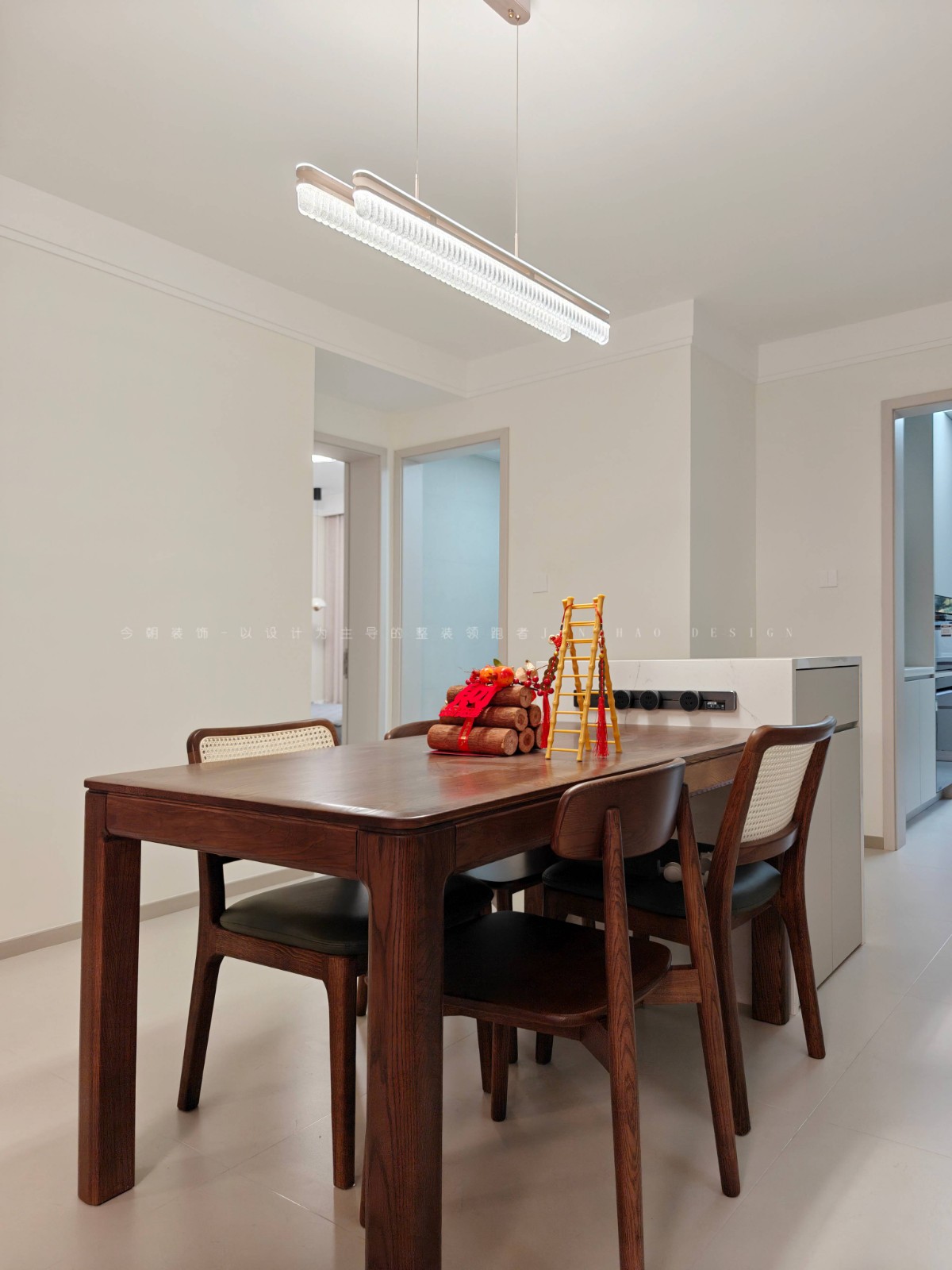 雅清苑现代简约风格客厅装修效果图