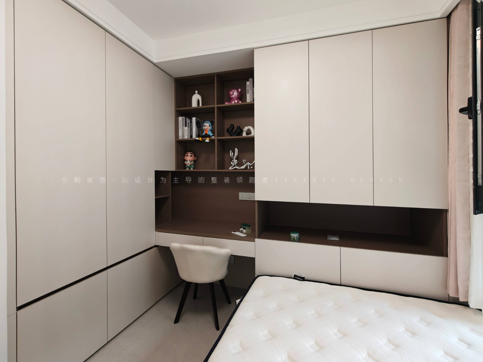 城发投云华现代简约风格主卧装修效果图